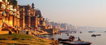 India_Varanasi_shutterstock_284492903_Chiaki Yokoyama_Shutterstock